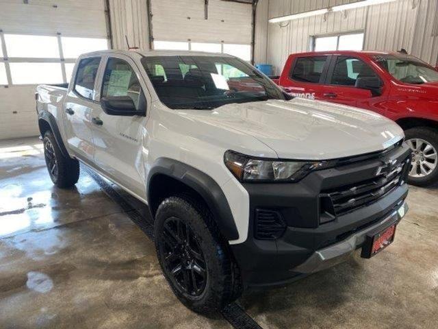 new 2024 Chevrolet Colorado car, priced at $40,360