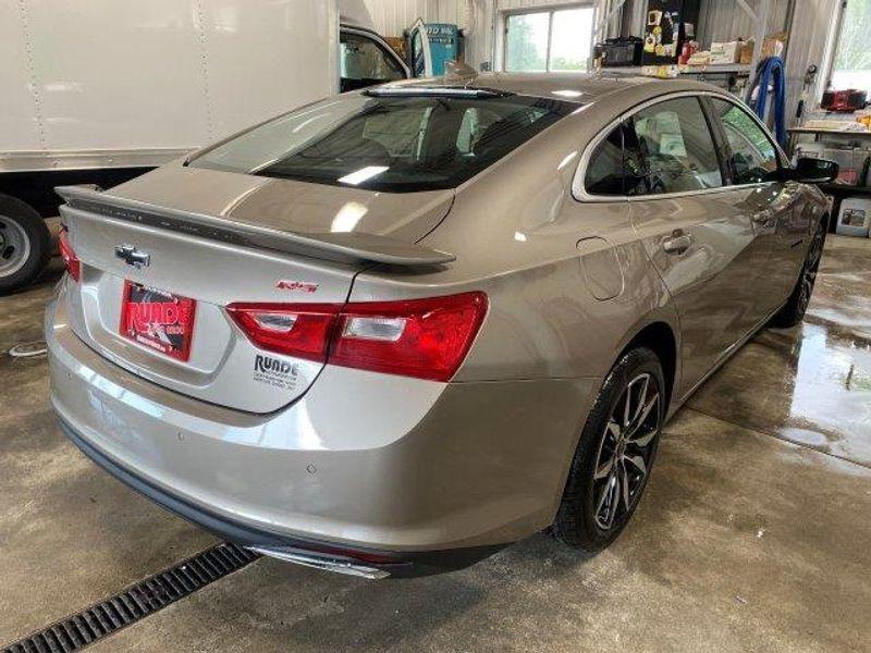 new 2024 Chevrolet Malibu car, priced at $27,095