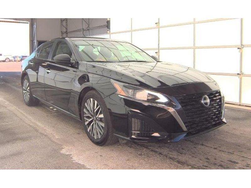 used 2024 Nissan Altima car, priced at $25,850