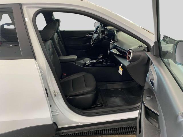 new 2025 Chevrolet Trax car, priced at $27,350
