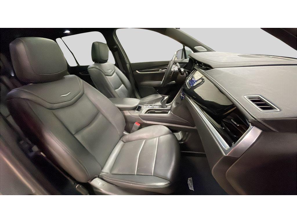 used 2023 Cadillac XT6 car, priced at $42,990