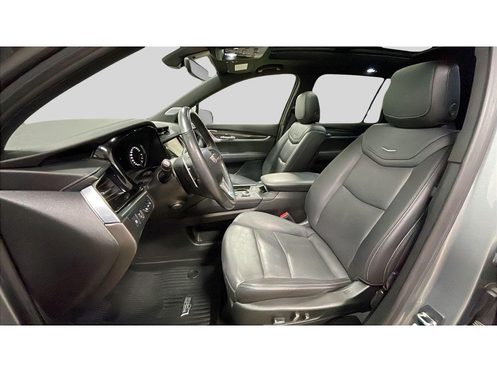 used 2023 Cadillac XT6 car, priced at $42,990