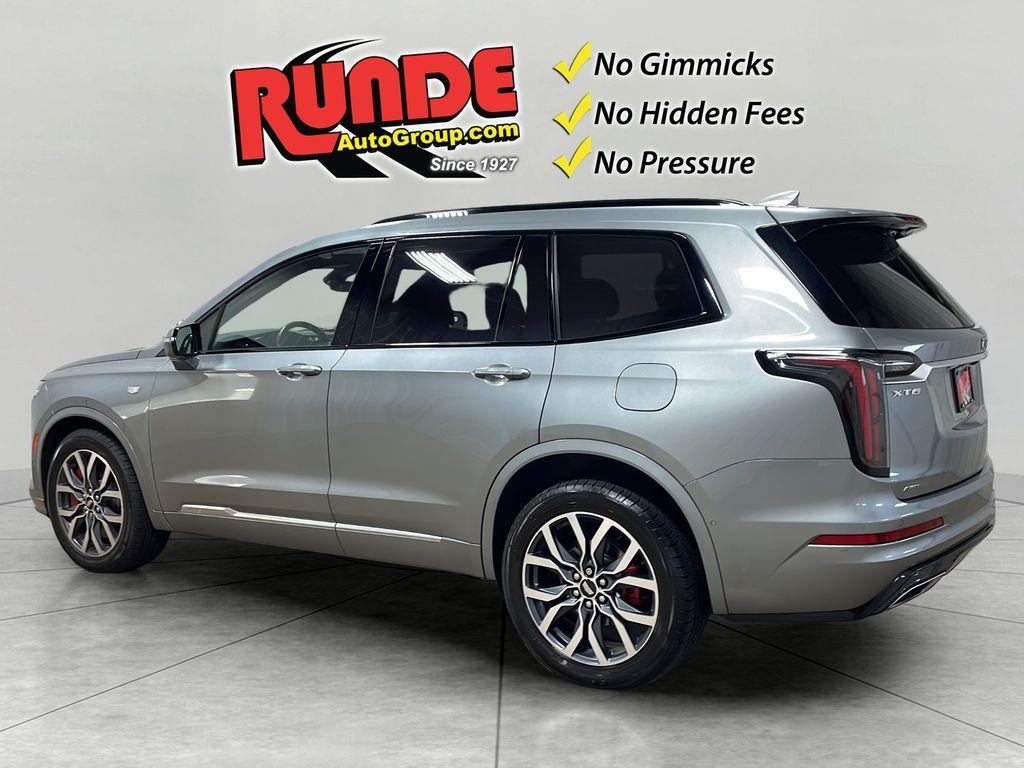 used 2023 Cadillac XT6 car, priced at $42,990