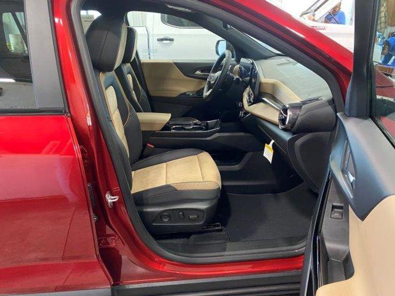 new 2025 Chevrolet Equinox car, priced at $38,375