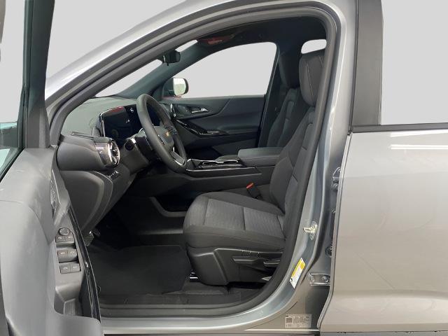 new 2025 Chevrolet Equinox car, priced at $30,995