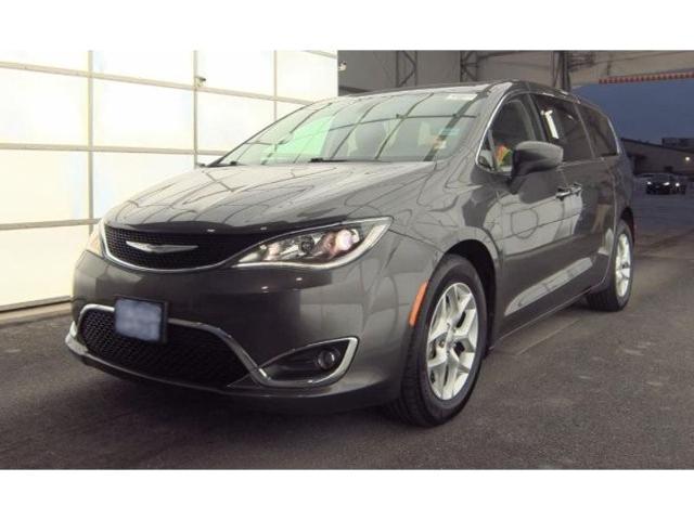 used 2017 Chrysler Pacifica car, priced at $15,490