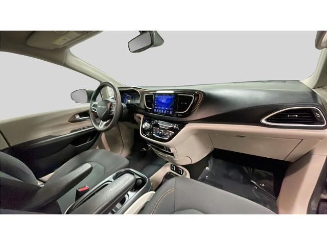 used 2017 Chrysler Pacifica car, priced at $15,490
