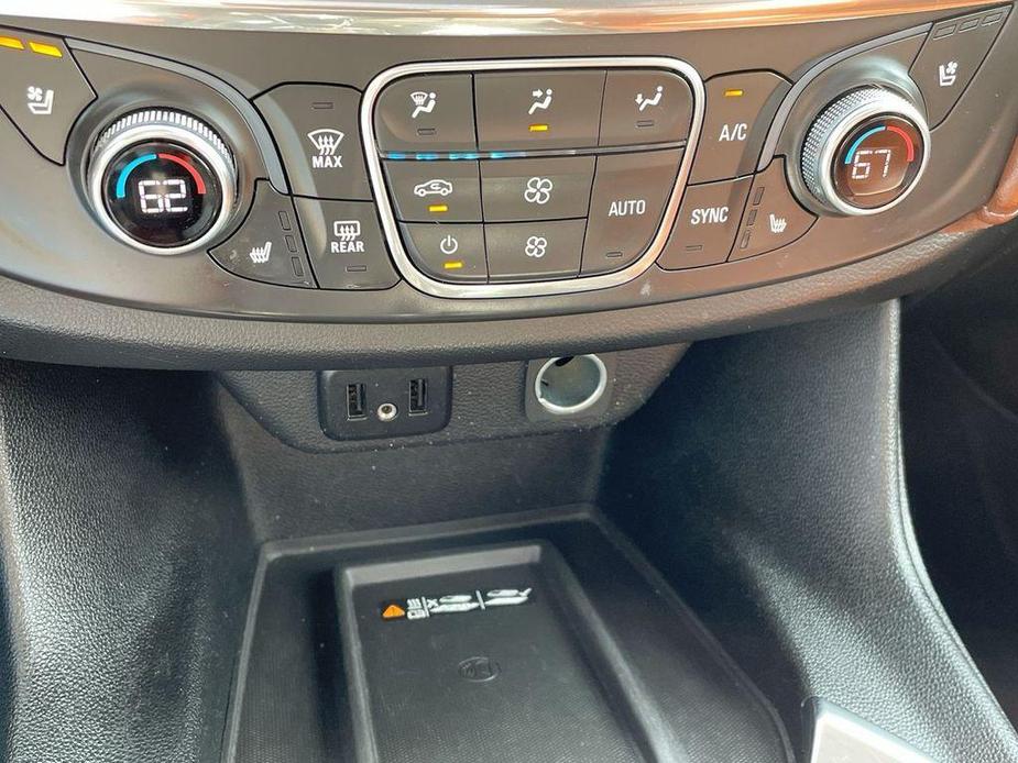 used 2019 Chevrolet Traverse car, priced at $24,842