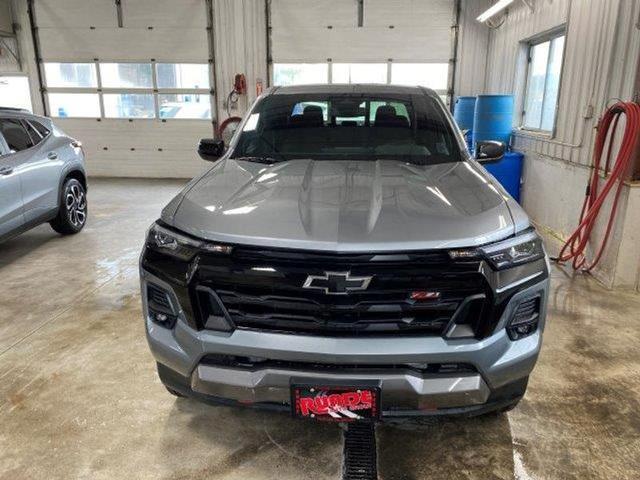 new 2024 Chevrolet Colorado car, priced at $43,910