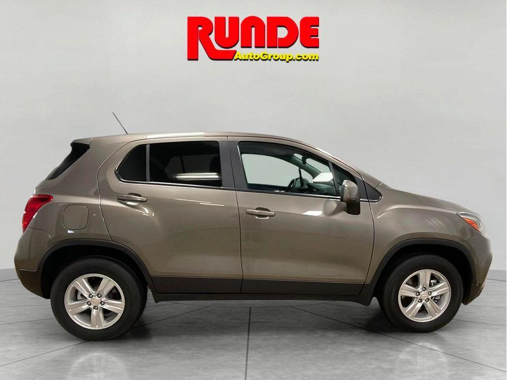 used 2022 Chevrolet Trax car, priced at $17,792