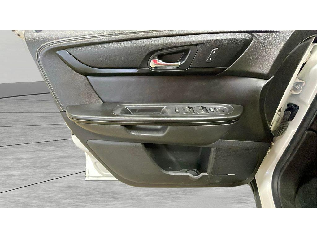 used 2013 Chevrolet Traverse car, priced at $5,483