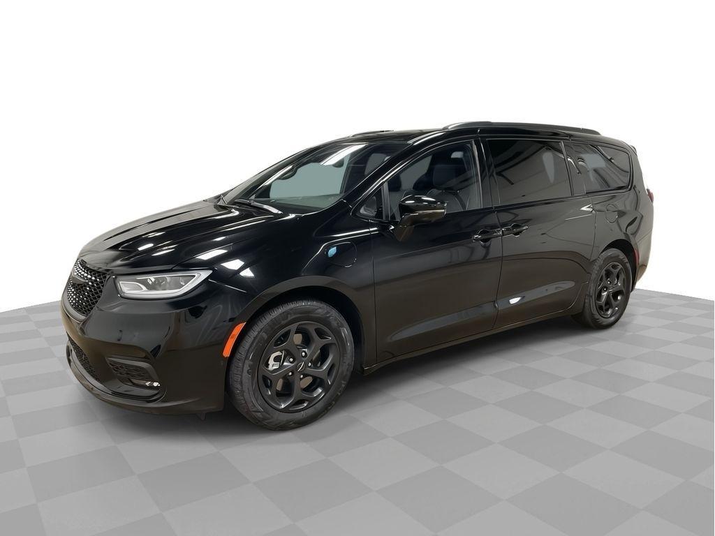 used 2024 Chrysler Pacifica Hybrid car, priced at $43,990