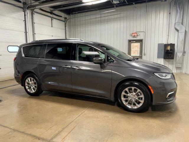 used 2021 Chrysler Pacifica car, priced at $27,990