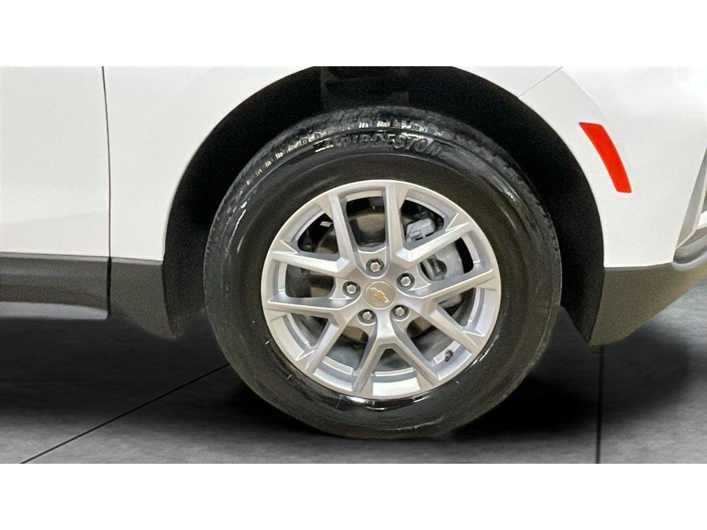 used 2022 Chevrolet Equinox car, priced at $23,470