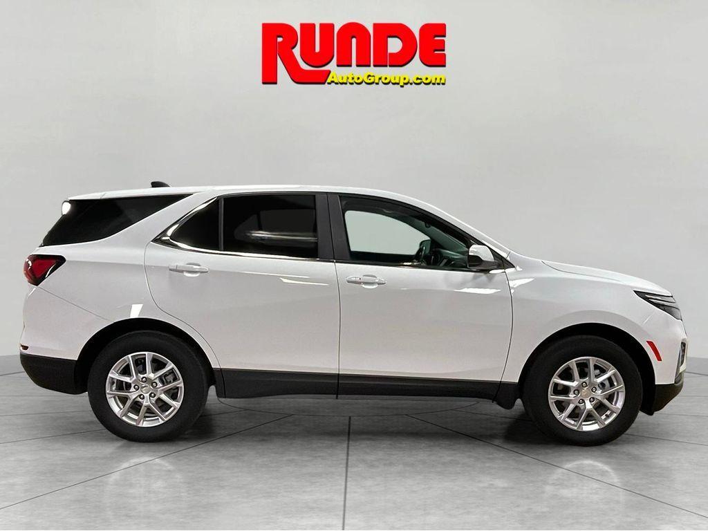 used 2022 Chevrolet Equinox car, priced at $23,470