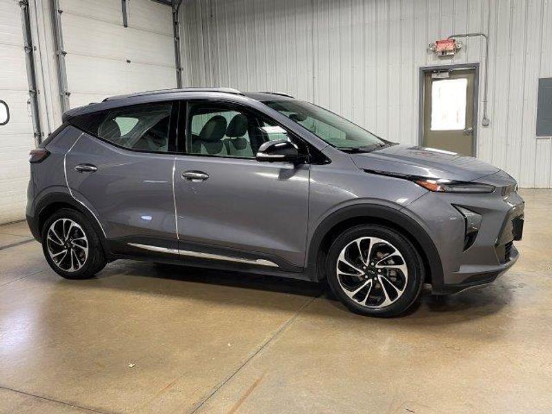 used 2022 Chevrolet Bolt EUV car, priced at $26,491