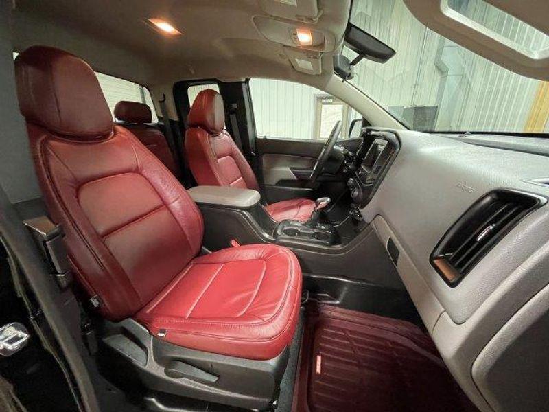 used 2022 GMC Canyon car, priced at $31,590