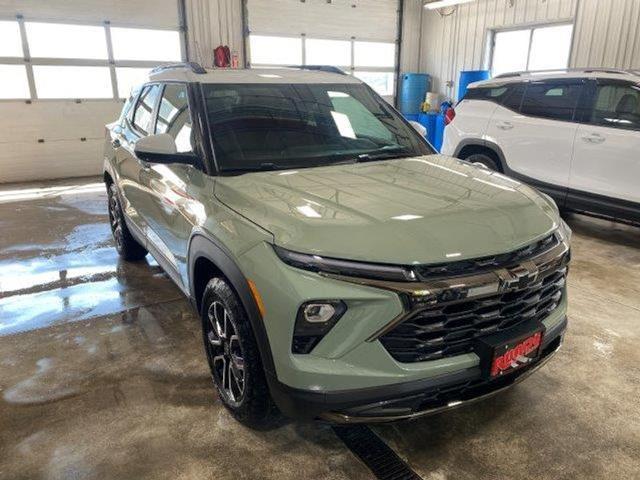 new 2025 Chevrolet TrailBlazer car, priced at $34,425