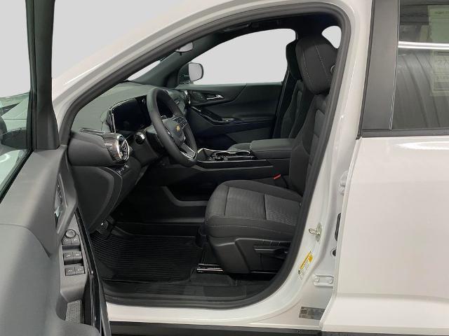 new 2026 Chevrolet Equinox car, priced at $29,916