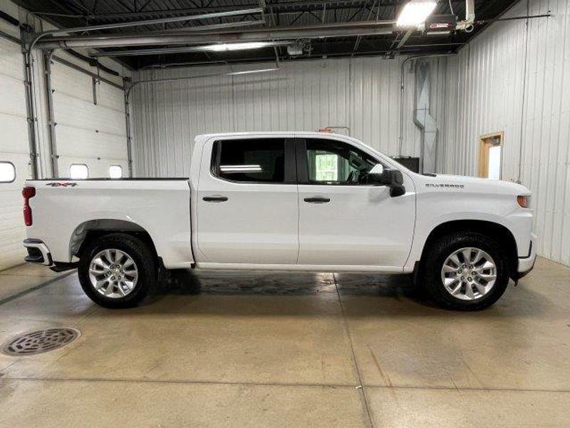 used 2022 Chevrolet Silverado 1500 Limited car, priced at $33,771