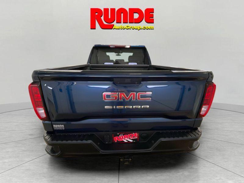 used 2022 GMC Sierra 1500 Limited car, priced at $31,421