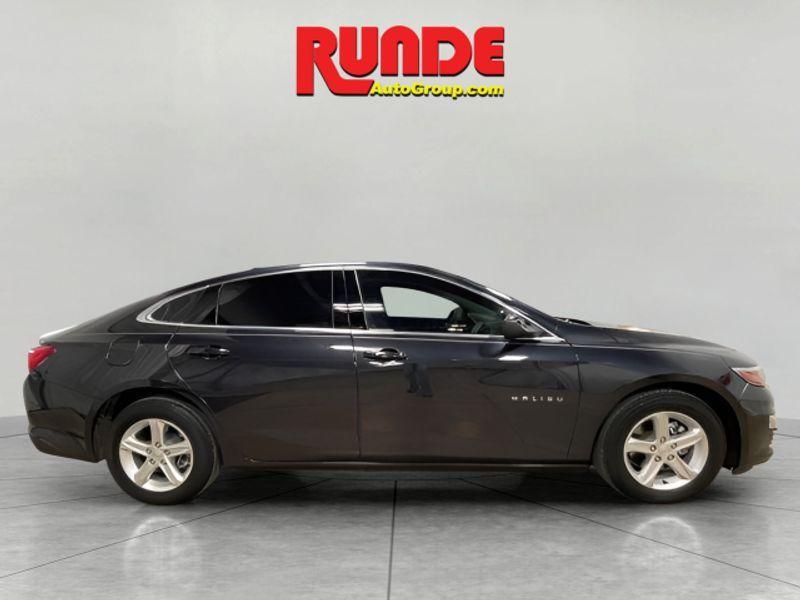 used 2022 Chevrolet Malibu car, priced at $20,921