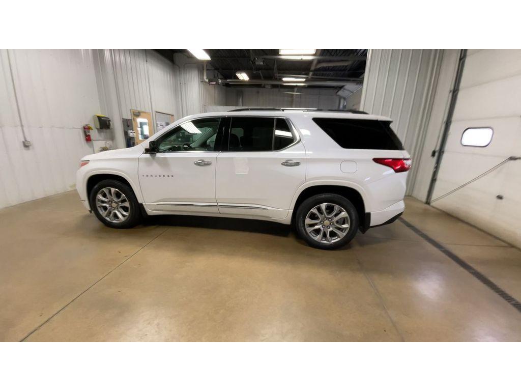 used 2020 Chevrolet Traverse car, priced at $28,521