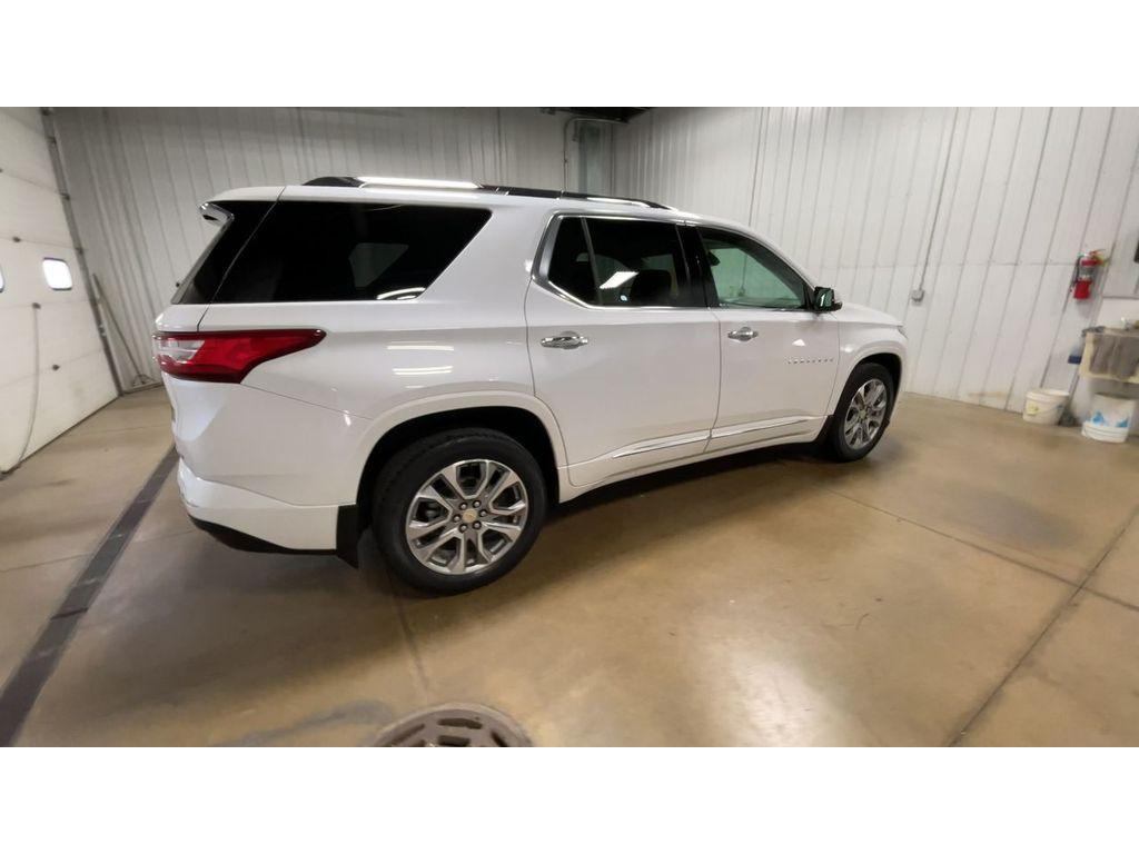 used 2020 Chevrolet Traverse car, priced at $28,521