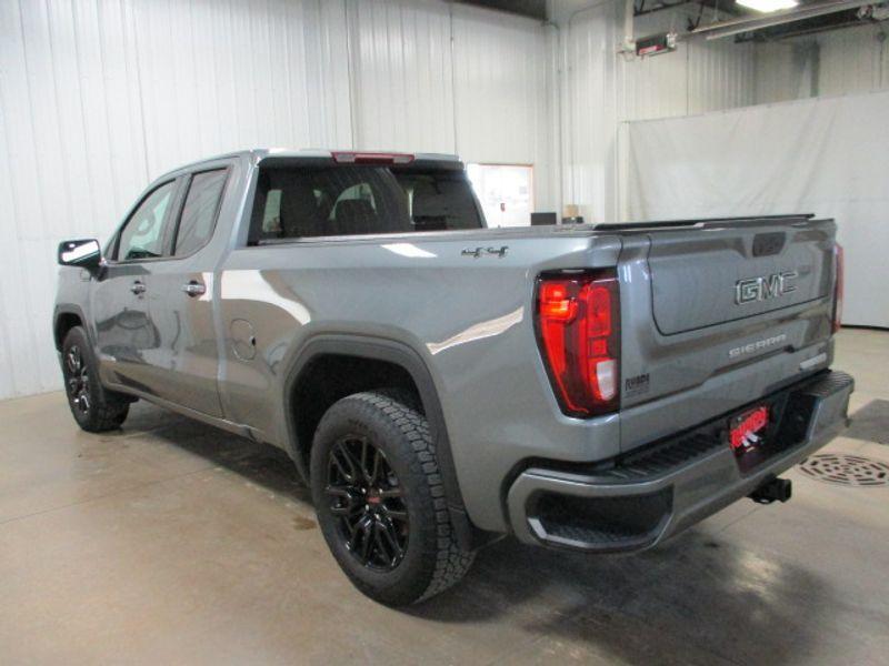 used 2022 GMC Sierra 1500 Limited car, priced at $37,820