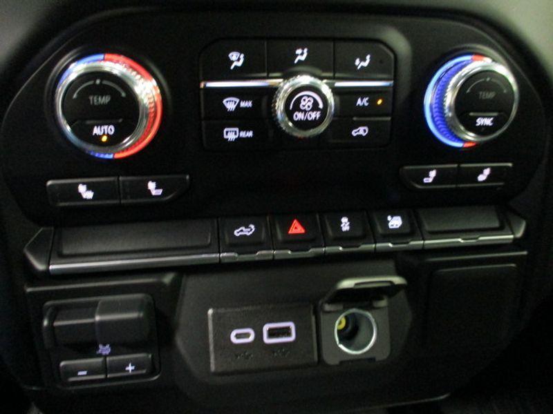 used 2022 GMC Sierra 1500 Limited car, priced at $37,820