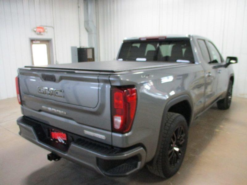 used 2022 GMC Sierra 1500 Limited car, priced at $37,820