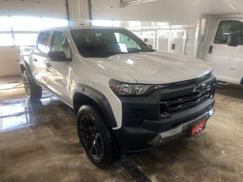 new 2024 Chevrolet Colorado car, priced at $40,360