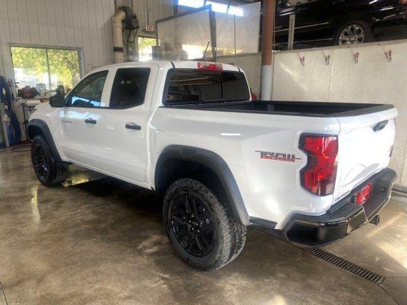 new 2024 Chevrolet Colorado car, priced at $40,360