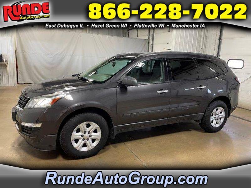 used 2015 Chevrolet Traverse car, priced at $9,744