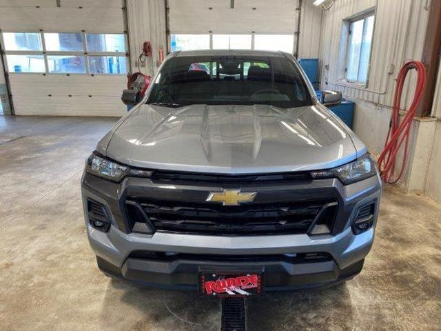 new 2024 Chevrolet Colorado car, priced at $40,305