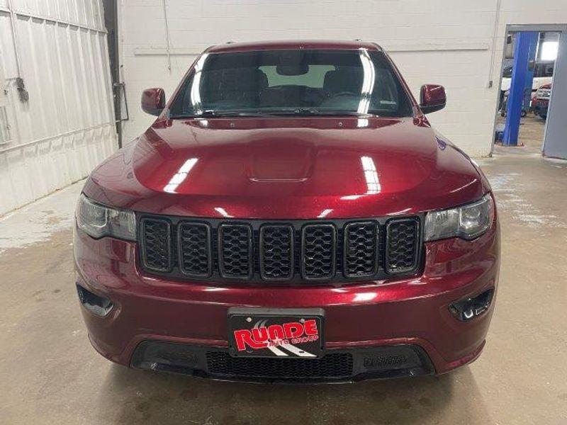 used 2017 Jeep Grand Cherokee car, priced at $15,373