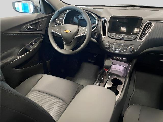 new 2025 Chevrolet Malibu car, priced at $28,245