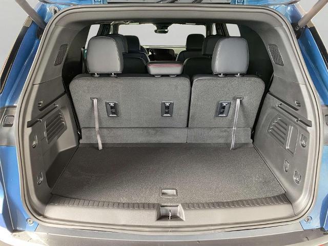 new 2026 Chevrolet Traverse car, priced at $52,445