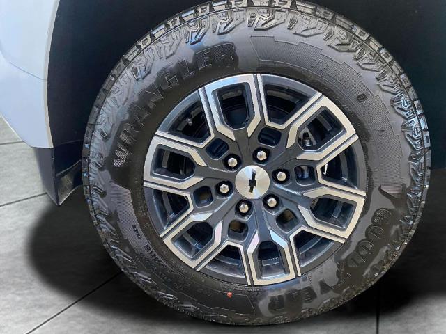 new 2026 Chevrolet Colorado car, priced at $45,735