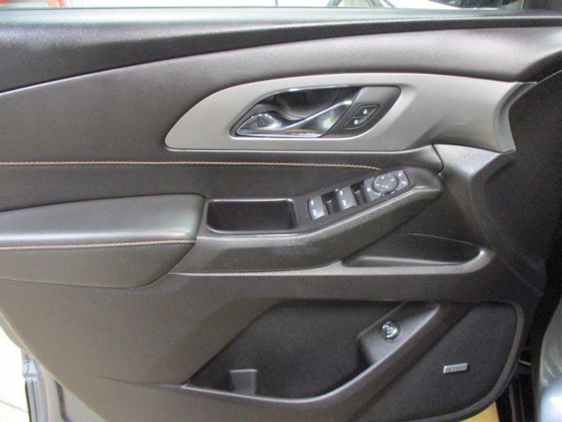 used 2020 Chevrolet Traverse car, priced at $22,840