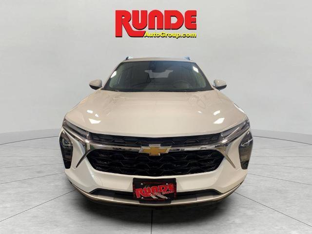 new 2025 Chevrolet Trax car, priced at $24,985