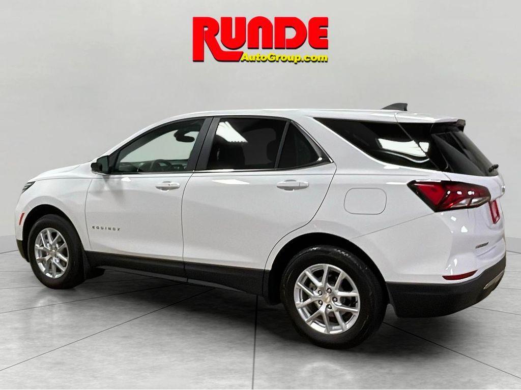 used 2024 Chevrolet Equinox car, priced at $27,900