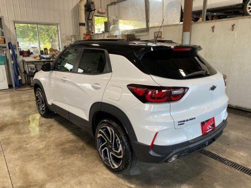 new 2025 Chevrolet TrailBlazer car, priced at $35,070