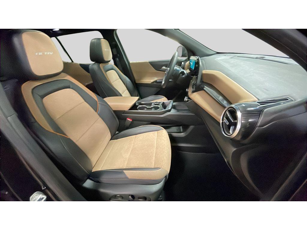 used 2025 Chevrolet Equinox car, priced at $31,441