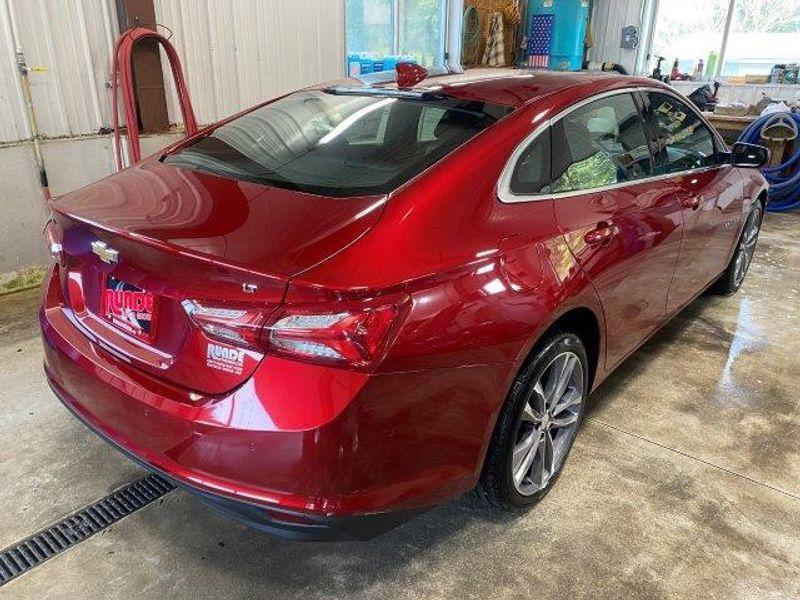 new 2024 Chevrolet Malibu car, priced at $34,090