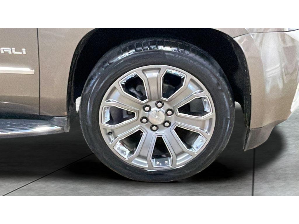 used 2016 GMC Yukon XL car, priced at $14,971