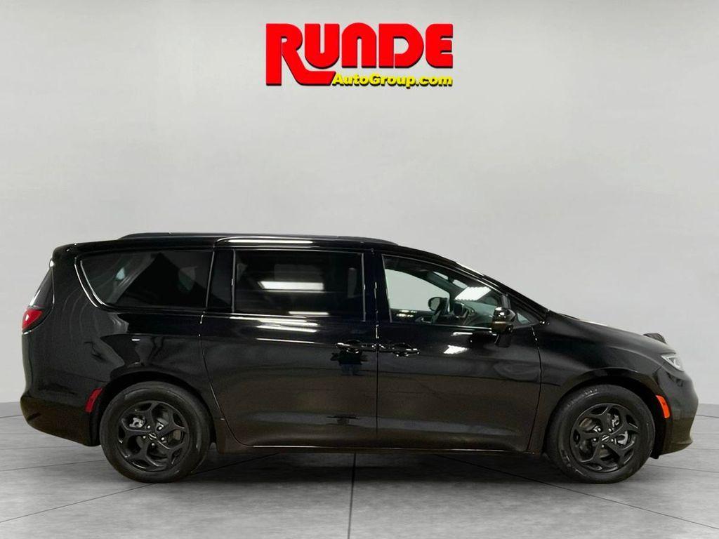 used 2024 Chrysler Pacifica Hybrid car, priced at $42,972