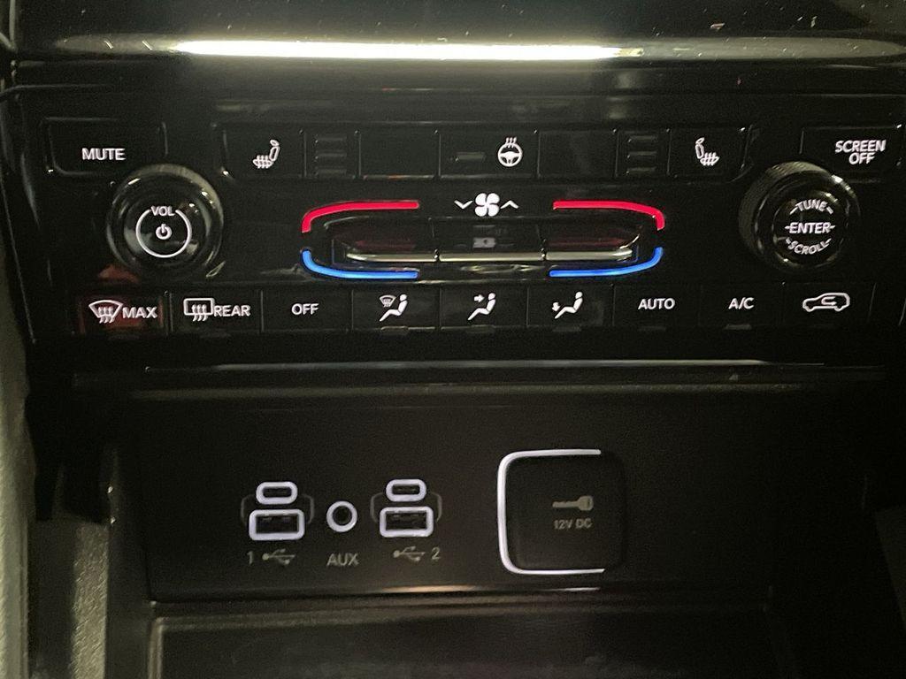 used 2024 Jeep Grand Cherokee L car, priced at $39,990