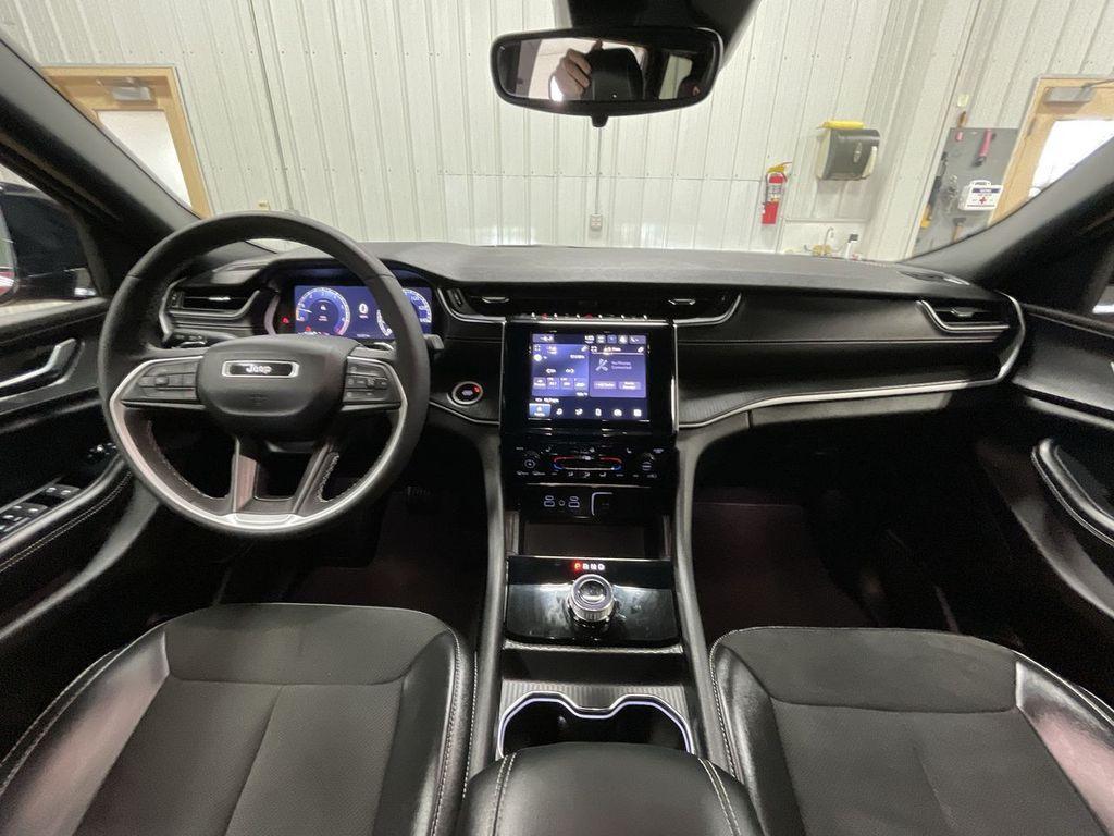 used 2024 Jeep Grand Cherokee L car, priced at $39,990