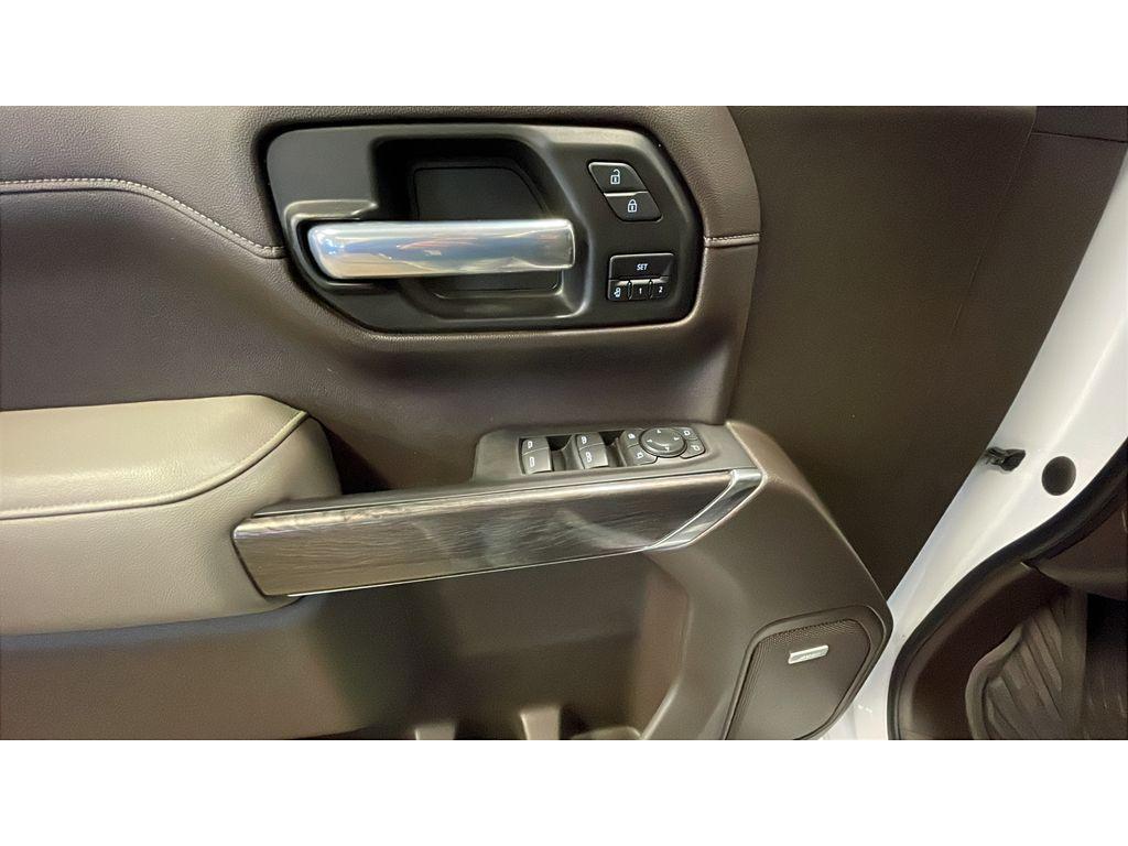 used 2021 Chevrolet Silverado 1500 car, priced at $40,990